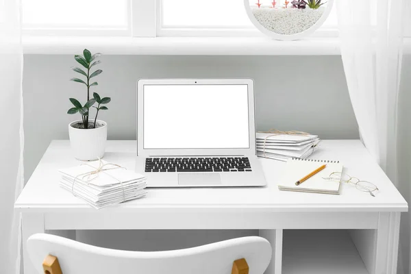 Workplace Modern Laptop Letters Window — Stock Photo, Image