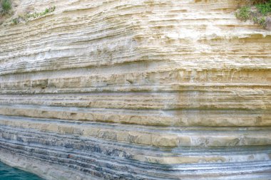 Sert dağ uçurumunun manzarası