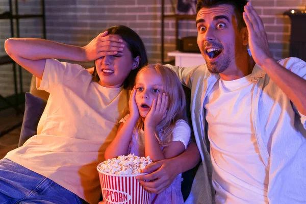 Shocked Family Popcorn Watching Movie Home Evening — Stock Photo, Image