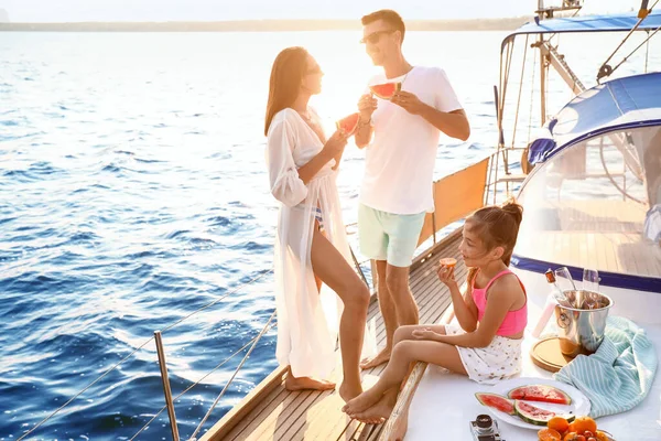 Happy Young Family Resting Yacht — Stock Photo, Image