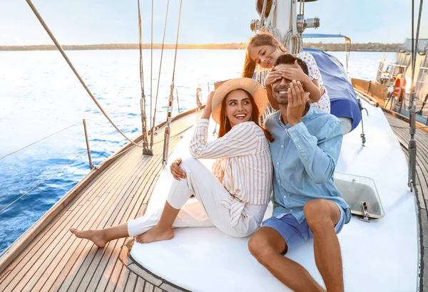 Happy Young Family Resting Yacht — Stock Fotó