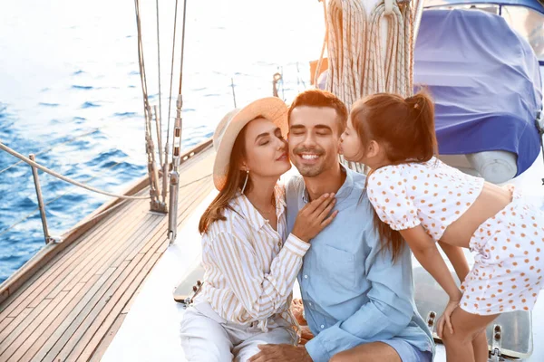 Happy Young Family Resting Yacht — Stock Photo, Image