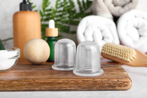 Wooden Board Vacuum Jars Cellulite Massage Table — Stock Photo, Image