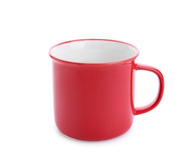 Beyaz arkaplanda kırmızı bardak