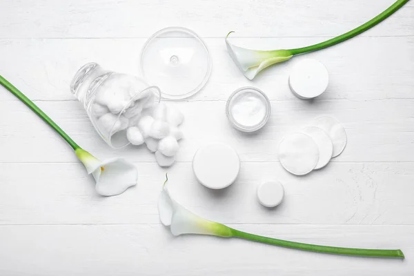 Composition Jars Cosmetic Products Cotton Balls Pads Calla Lilies Light — Fotografia de Stock