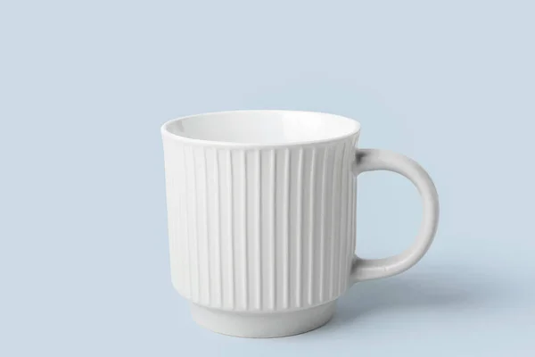 Taza Cerámica Vacía Sobre Fondo Claro — Foto de Stock