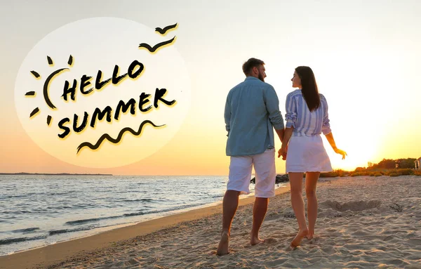 Happy Young Couple Walking Sea Beach Sunset Hello Summer — Fotografia de Stock