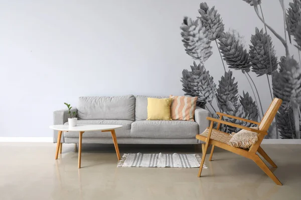 Interior Stylish Living Room Modern Armchair Table Sofa Light Wall — Foto Stock