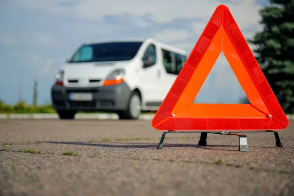 Red Emergency Triangle Stop Sign Broken Car Road — Stock Photo, Image