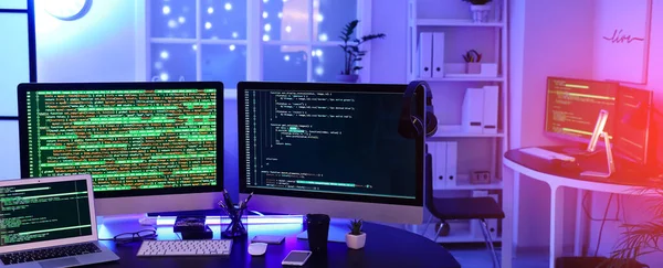 Interior Programmer Office Night — Stockfoto