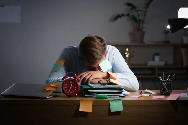 Sleeping Young Man Sticky Notes Office Night — Stock fotografie