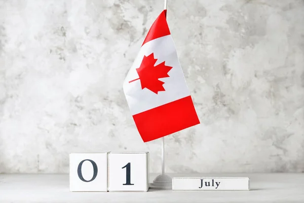 Cube Calendar Date July Flag Canada Table Light Background Happy — Stock Photo, Image