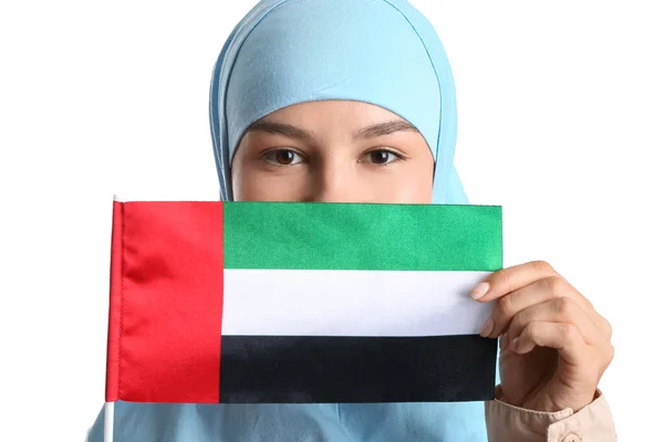 Schöne Muslimin Mit Vae Flagge Auf Weißem Hintergrund — Stockfoto