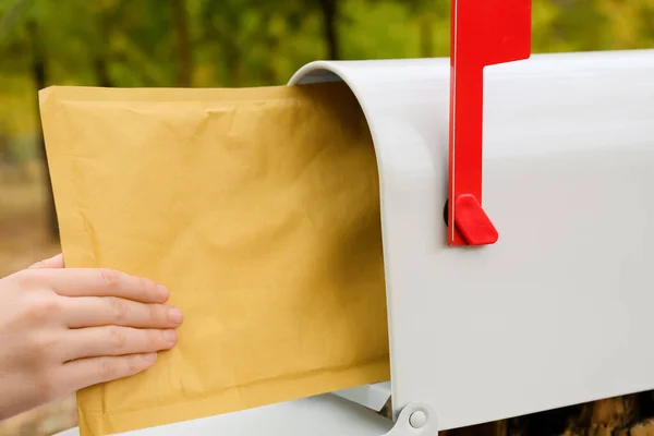 Woman Getting Letter Mailbox Park Closeup — ストック写真