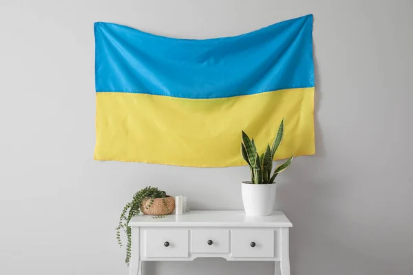 Table Houseplants Candles Ukrainian Flag Hanging Light Wall — 스톡 사진