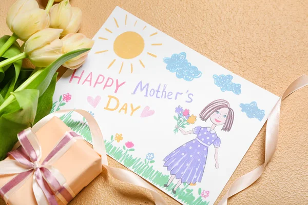 Picture Text Happy Mother Day Tulips Gift Beige Background Closeup — Stock Photo, Image