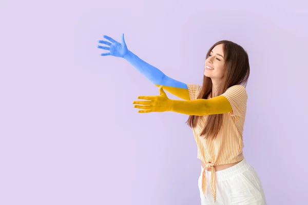 Young Woman Hands Painted Colors Ukrainian Flag Opening Arms Hug — Stock fotografie
