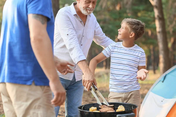 Senior Man Cooking Food Grill His Little Grandson Barbecue Party — Foto Stock