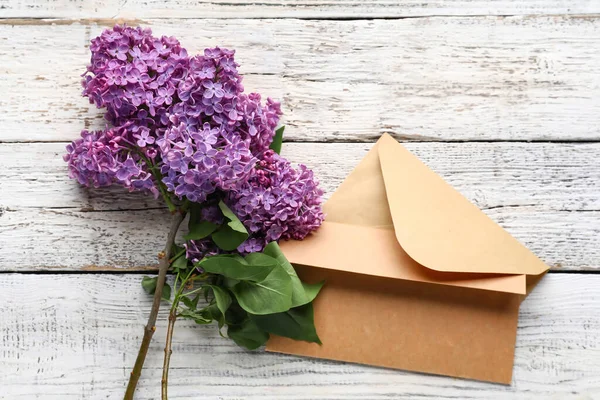Purple Lilac Flowers Envelopes White Wooden Background — Foto de Stock