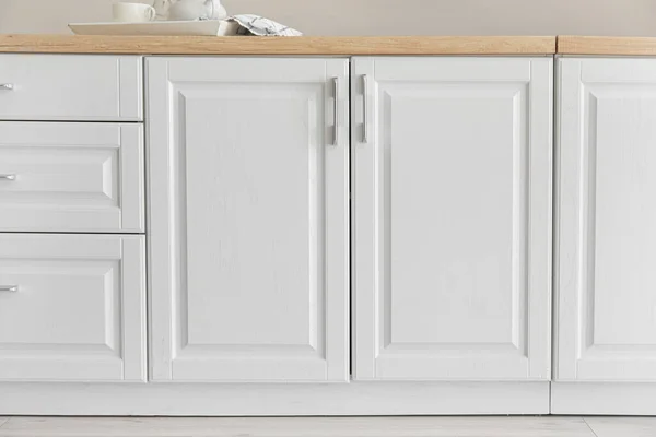 White Counters Modern Kitchen — Fotografia de Stock
