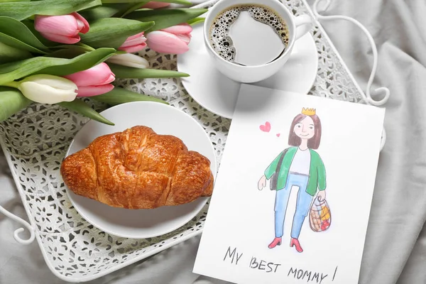 Bild Med Texten Best Mommy Tulpaner Croissant Och Kopp Kaffe — Stockfoto