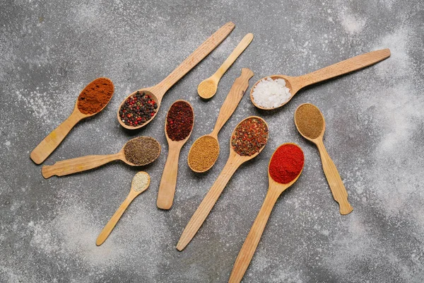 Spoons Aromatic Spices Grey Background — 스톡 사진