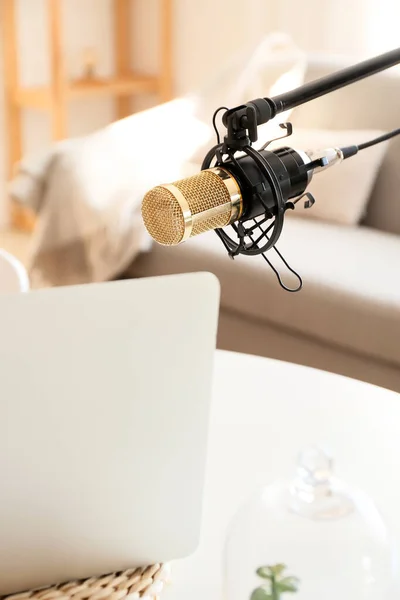 Modern Professional Microphone Light Room — Stock Photo, Image