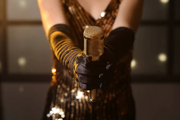 Female Hands Professional Microphone Closeup — Foto de Stock