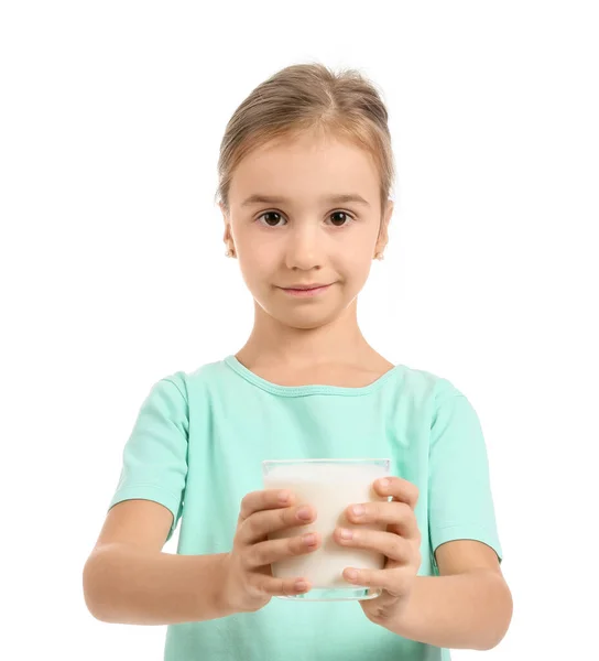 Χαριτωμένο Κορίτσι Ένα Ποτήρι Γάλα Λευκό Φόντο — Φωτογραφία Αρχείου