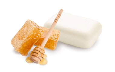 Sabun ve bal beyazda izole edilmiş. 