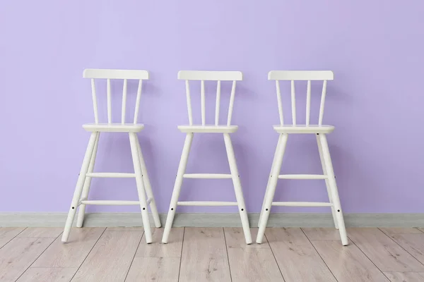 White Chairs Violet Wall Room — Stock Photo, Image
