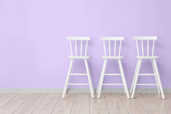 White Chairs Violet Wall Room Interior — 스톡 사진