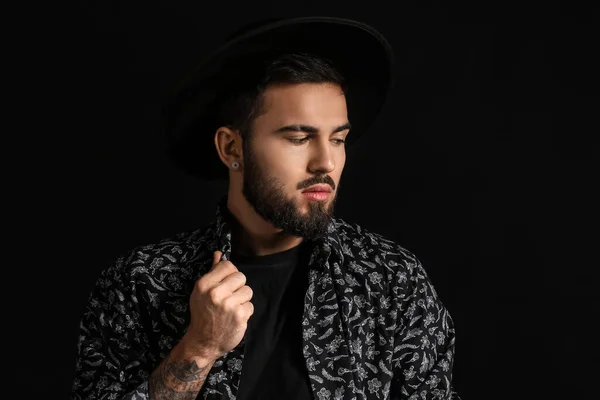 Young Fashionable Man Stylish Hat Looking Aside Dark Background —  Fotos de Stock