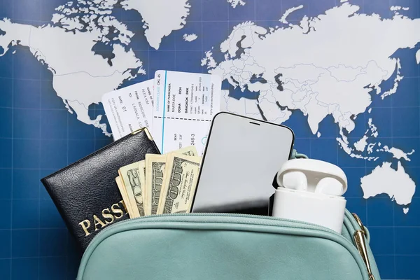 Bag Guide Belongings World Map — Stock Photo, Image