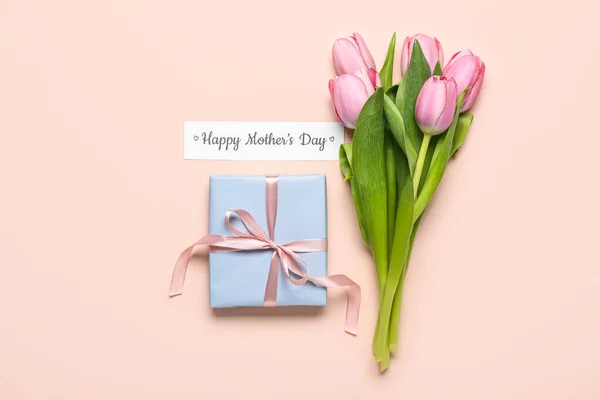 Papper Med Texten Happy Mother Day Tulpaner Och Presentask Rosa — Stockfoto