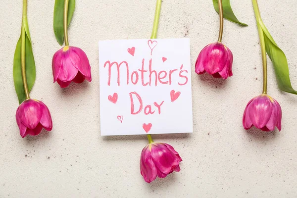 Картка Текстом Mother Day Рожеві Тюльпани Світлому Фоні — стокове фото