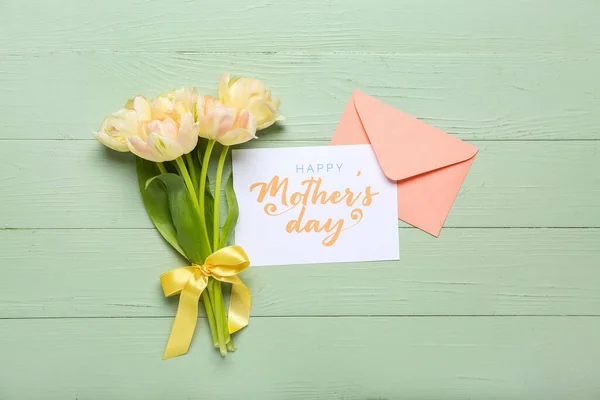 Cartão Com Texto Happy Mãe Day Envelope Flores Sobre Fundo — Fotografia de Stock