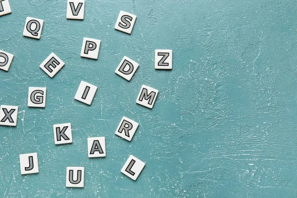 Verschiedene Buchstaben Auf Grunge Hintergrund Alphabet Konzept — Stockfoto