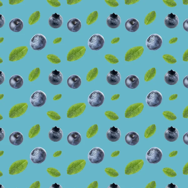 Veel Rijpe Bosbessen Muntblaadjes Blauwe Achtergrond Patroon Voor Ontwerp — Stockfoto
