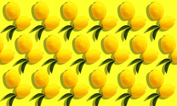 Limoni Freschi Maturi Fondo Giallo Modello Design — Foto Stock