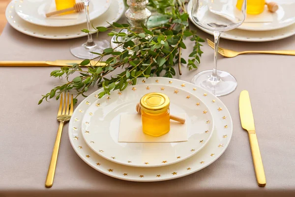 Honig Bonniere Auf Dem Hochzeitstisch — Stockfoto