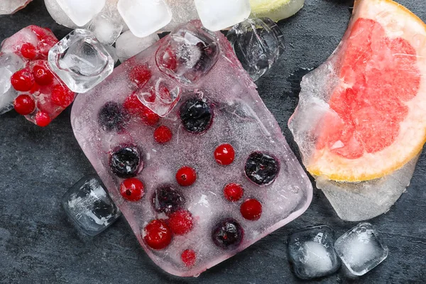 Fresh Fruits Frozen Ice Black Background — Stock Photo, Image