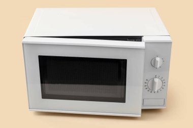 Renkli yeni modern mikrodalga fırın