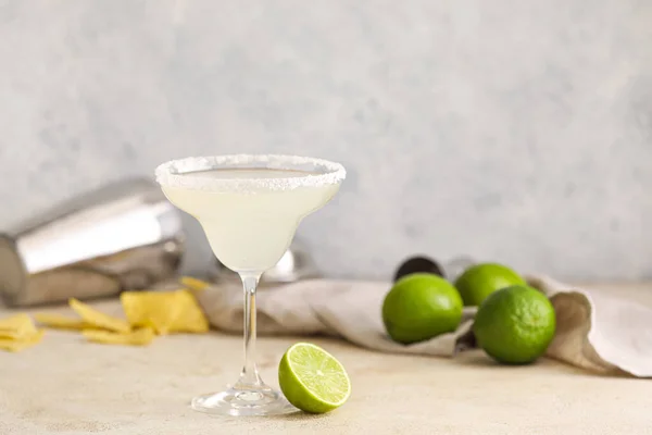 Verre Délicieux Cocktail Margarita Sur Table — Photo