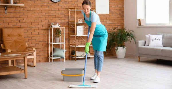 Pretty Young Woman Mopping Floor Living Room — Stock Photo, Image