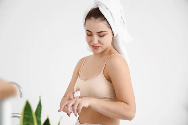 Morning Pretty Young Woman Taking Care Her Skin Bathroom — Stock Photo, Image