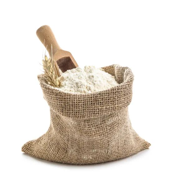 Sacksack Mit Weizenähren Mehl Und Schaufel Auf Weißem Hintergrund — Stockfoto