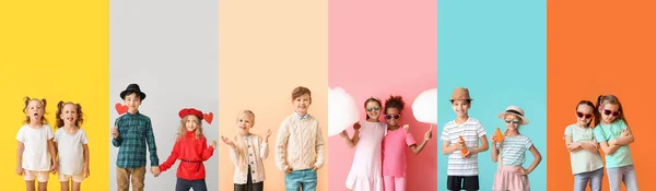 Grupo Niños Pequeños Felices Sobre Fondo Colorido Con Espacio Para —  Fotos de Stock