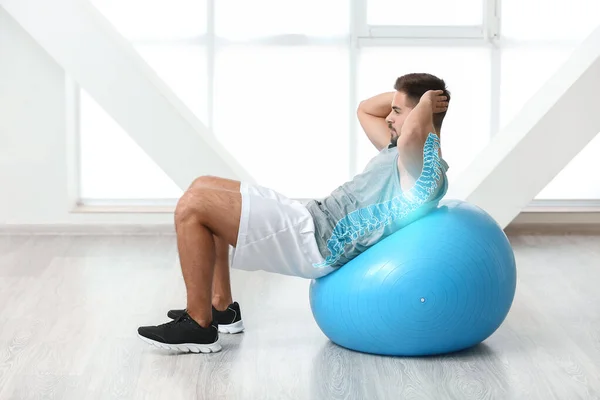 Sporty Young Man Training Fit Ball Gym — Stock Photo, Image