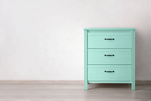 Commode Moderne Menthe Près Mur Lumière Dans Chambre — Photo